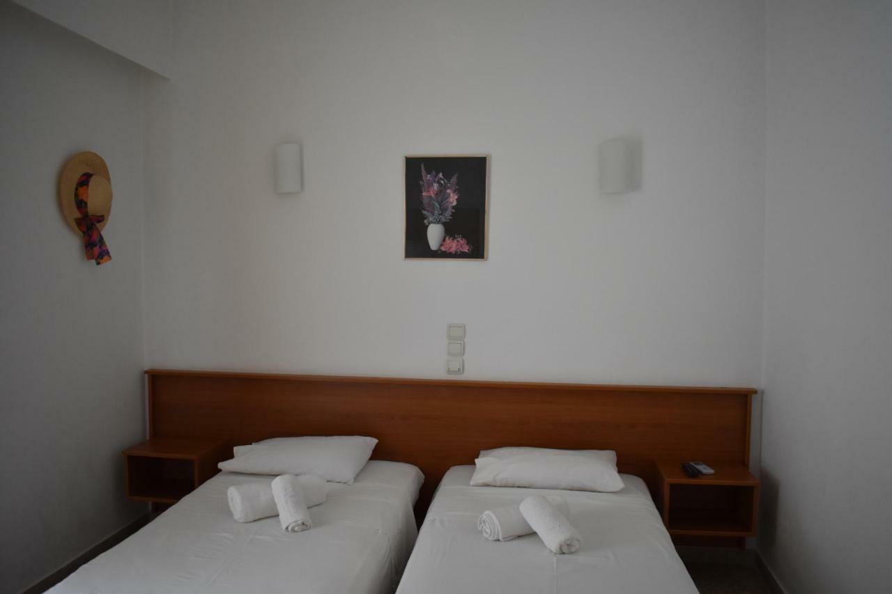 Hotel Ritsa 卡梅纳维洛拉 外观 照片